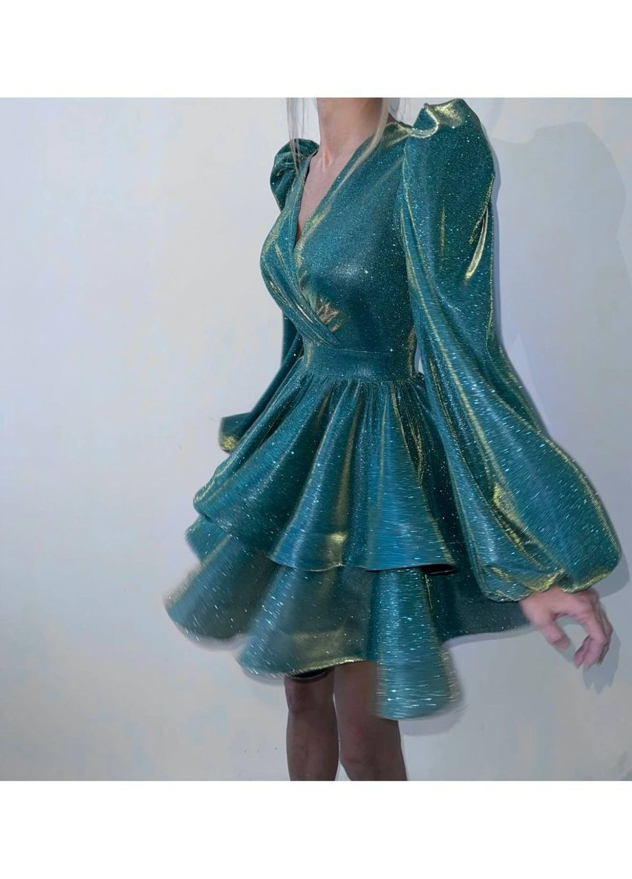 Изумрудное повседневный платье женское с пышной юбкой KaraMix однотонное