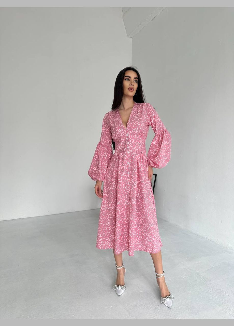 Рожева яскрава легка літня сукня в дрібну точку з якісної тканини: супер софт, міді сукня з рукавом та відкритим декольте No Brand