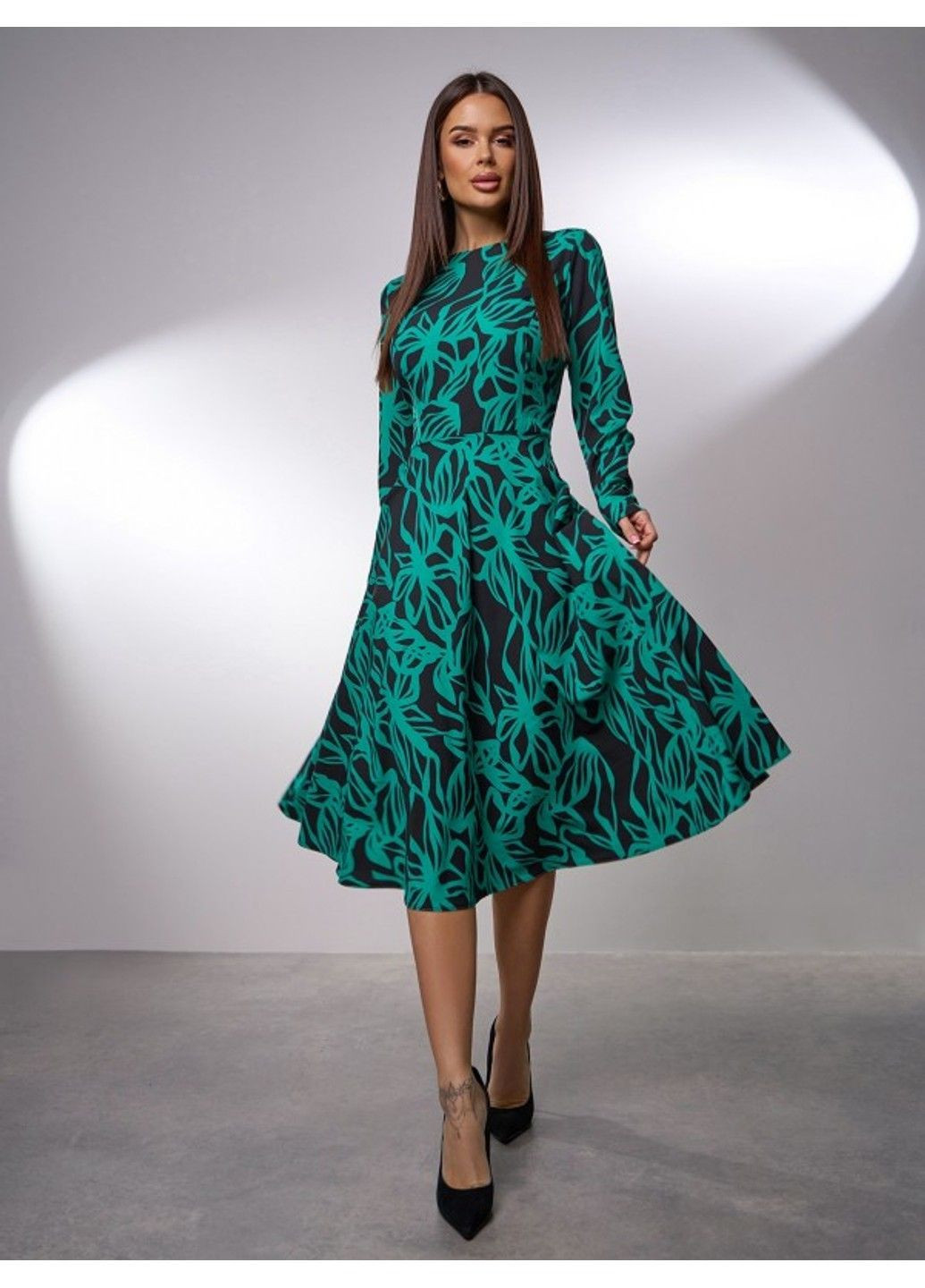 Зеленое повседневный платье issa pus 15034 зелёный ISSA PLUS