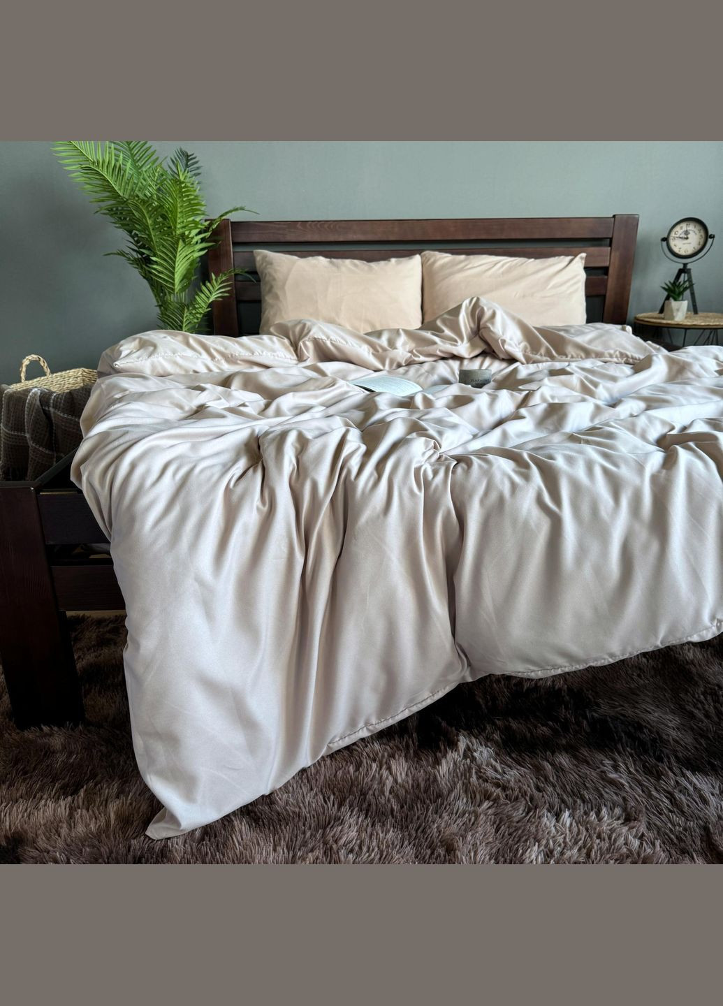 Комплект постельного белья Однотонное полисатин Двуспальное Простынь на резинке 160x200х20 Бязь Бежевое 70 х 70 No Brand (307355970)