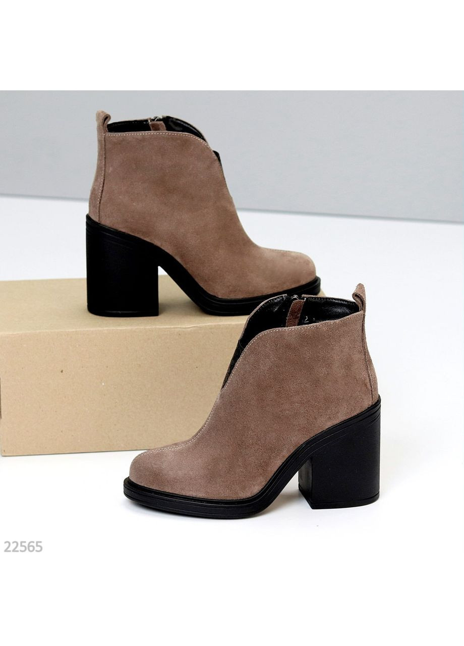 Коричневі демісезонна демісезонні замшеві ботильйони Helen