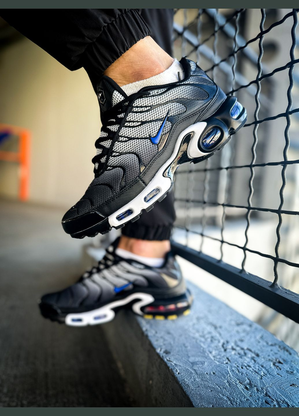Чорні всесезон кросівки чоловічі nike air max tn plus midnight navy black | найк аір макс тн плюс чорні No Brand