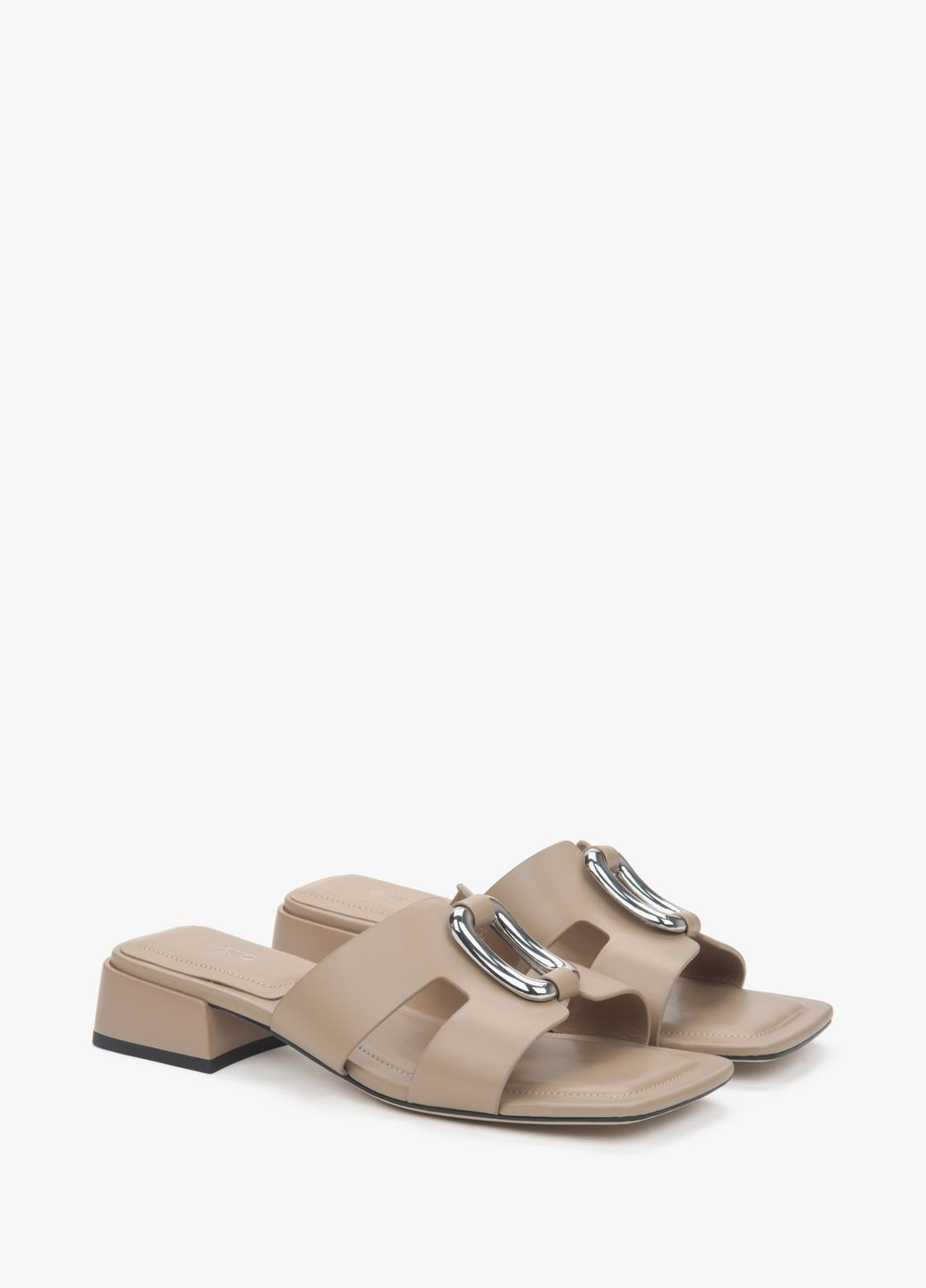 Бежевые шлепанцы, цвет бежевый Estro