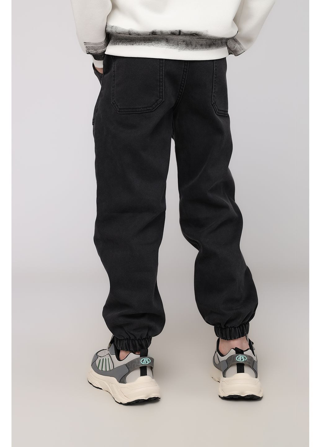 Темно-серые зимние джоггеры для мальчика цвет темно-серый цб-00286999 Yuki