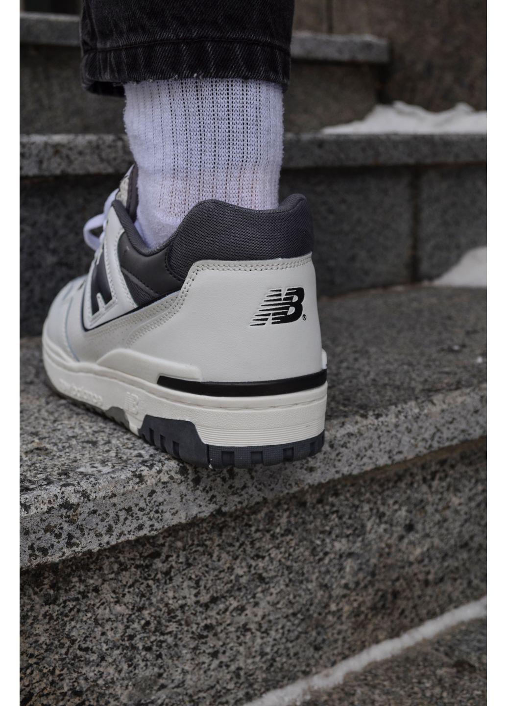 КРОСІВКИ ЖІНОЧІ NEW BALANCE 550 WHITE GREY НЬЮ БЕЛАНС 550 No Brand сірі демісезони (367176307)