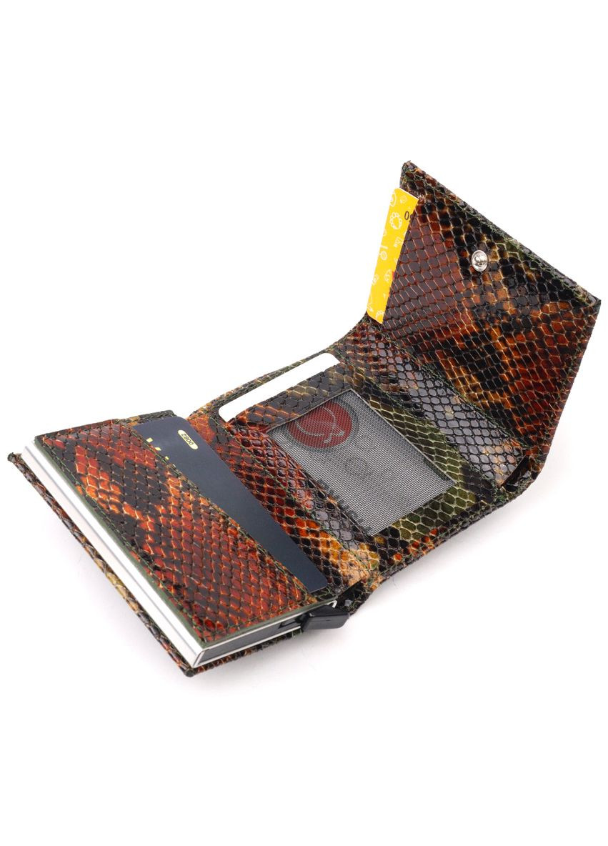 Лакована візитниця з натуральної фактурної шкіри під змію 20988 Різнокольоровий Karya (337353075)