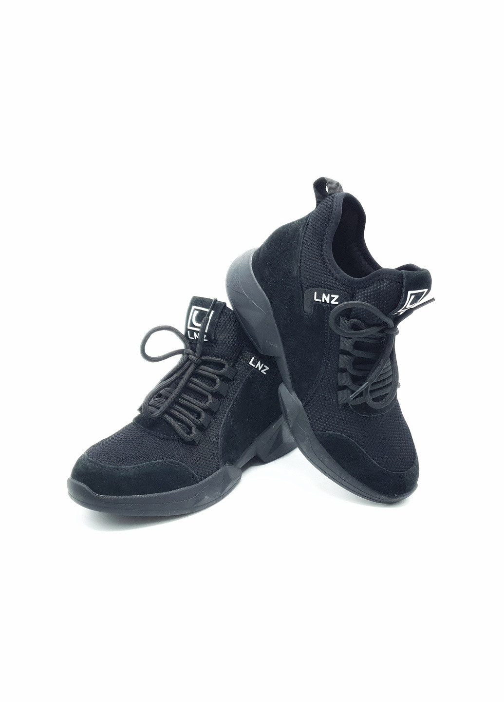 Чорні всесезонні жіночі кросівки чорні замшеві l-16-35 230 мм (р) Lonza