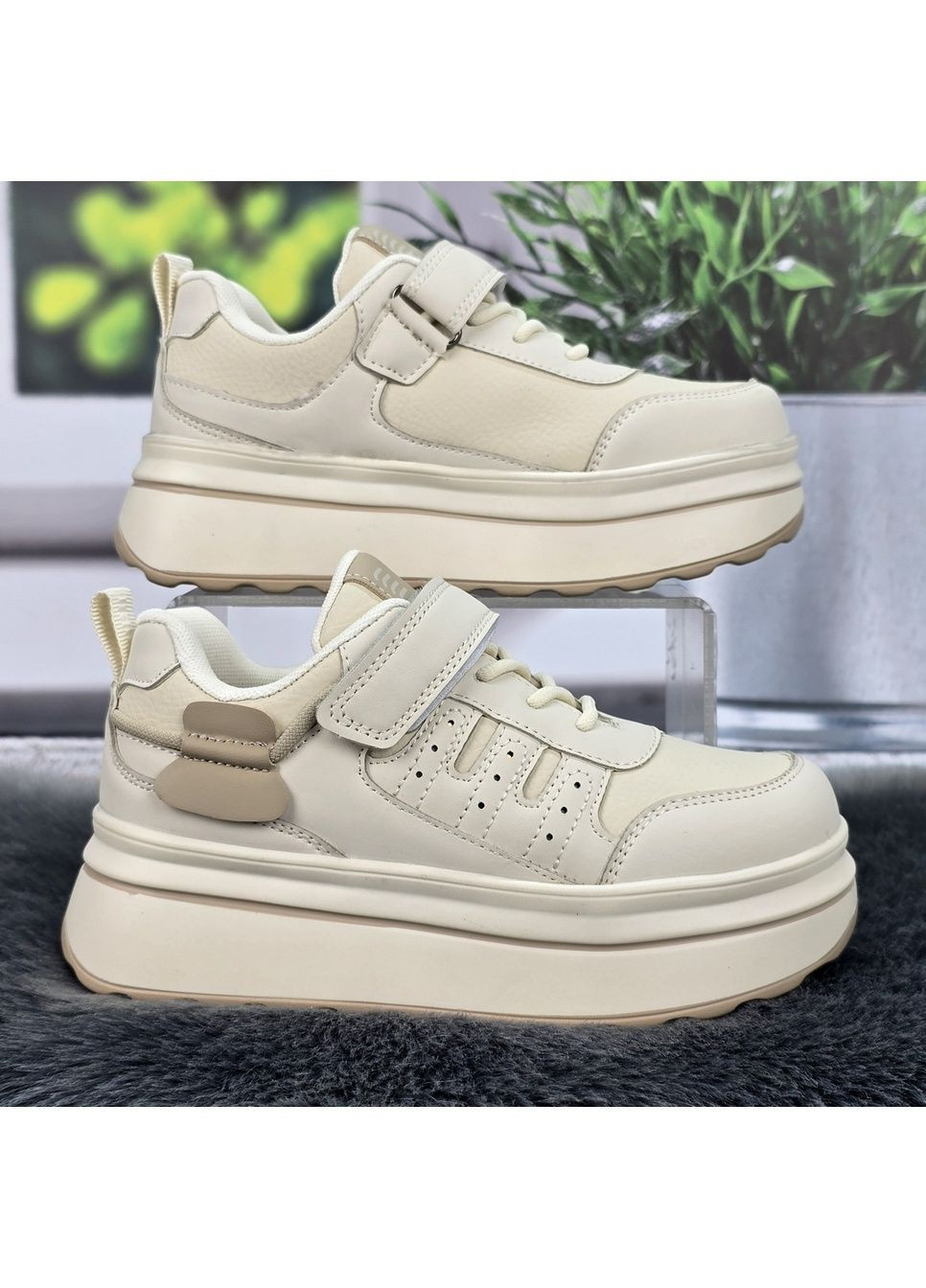 Бежевые демисезонные кроссовки детские для девочки Fashion