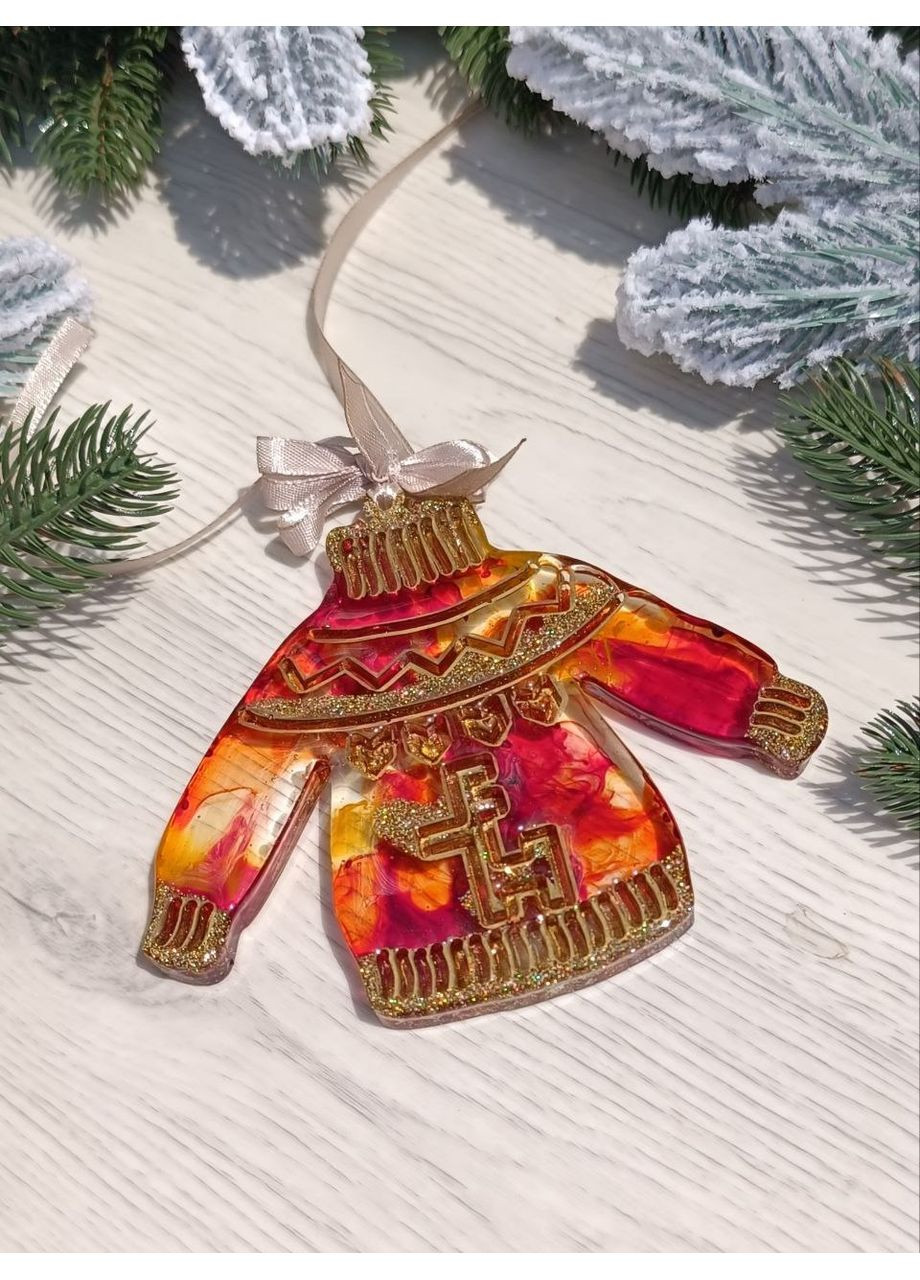Новогодняя игрушка из эпоксидной смолы ручной работы Свитер с оленем Hand Made (365722576)