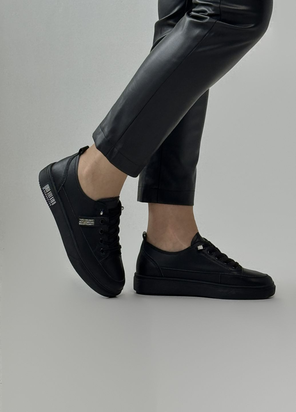 Черные кеды женские кожаные Lonza