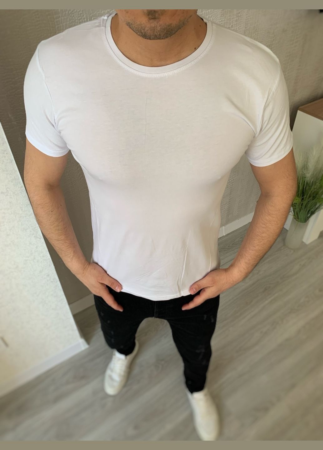 Белая базовая мужская футболка с коротким рукавом No Brand