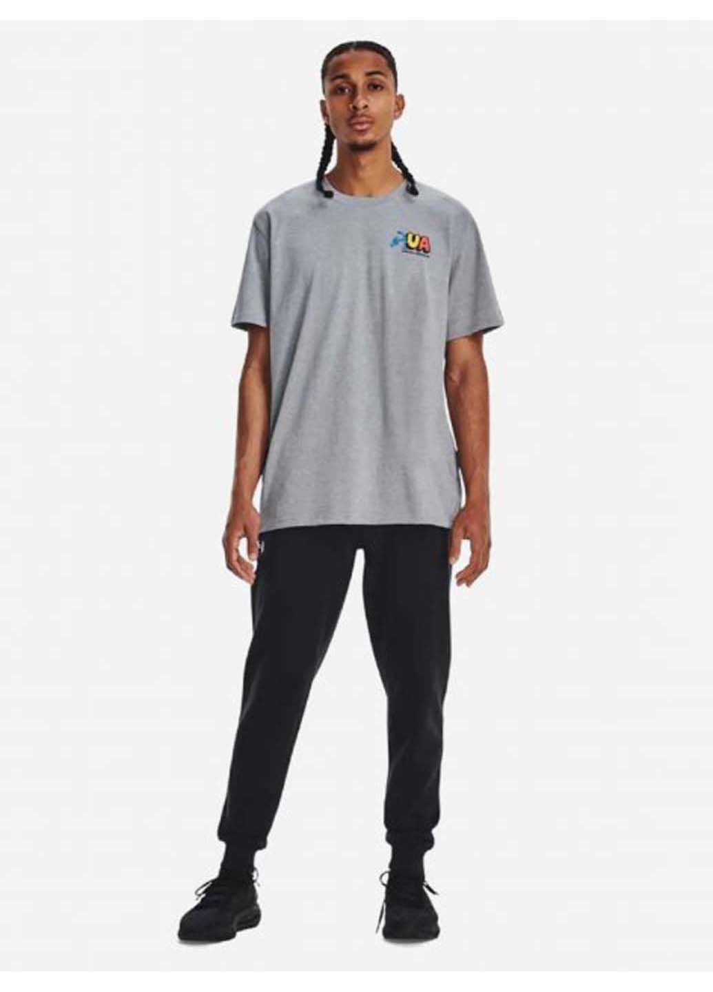 Черные демисезонные брюки Under Armour