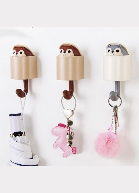 Вішалка-гачок для одягу на стіну в дитячу кімнату Білочка коричневий No Brand (337347216)