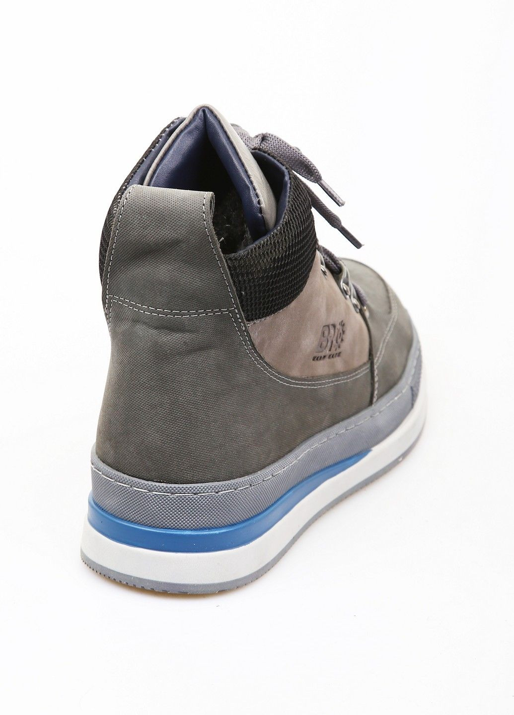 Серые зимние ботинки Broni