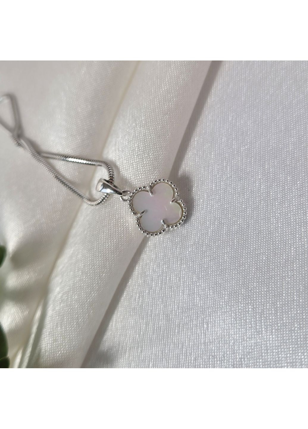 Серебряная подвеска кулон Клевер с Перламутром серебро 925 пробы Родированное 1665п 1.25г Nobrand (372792887)