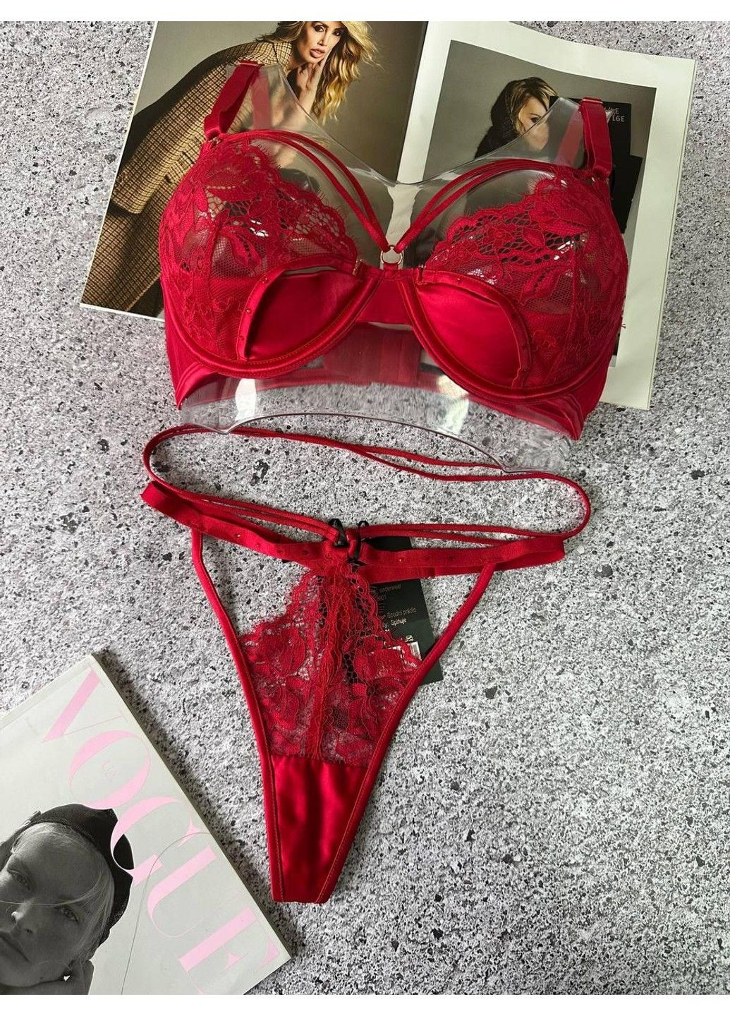 Красный ажурный красный комплект женского нижнего белья Weiyesi