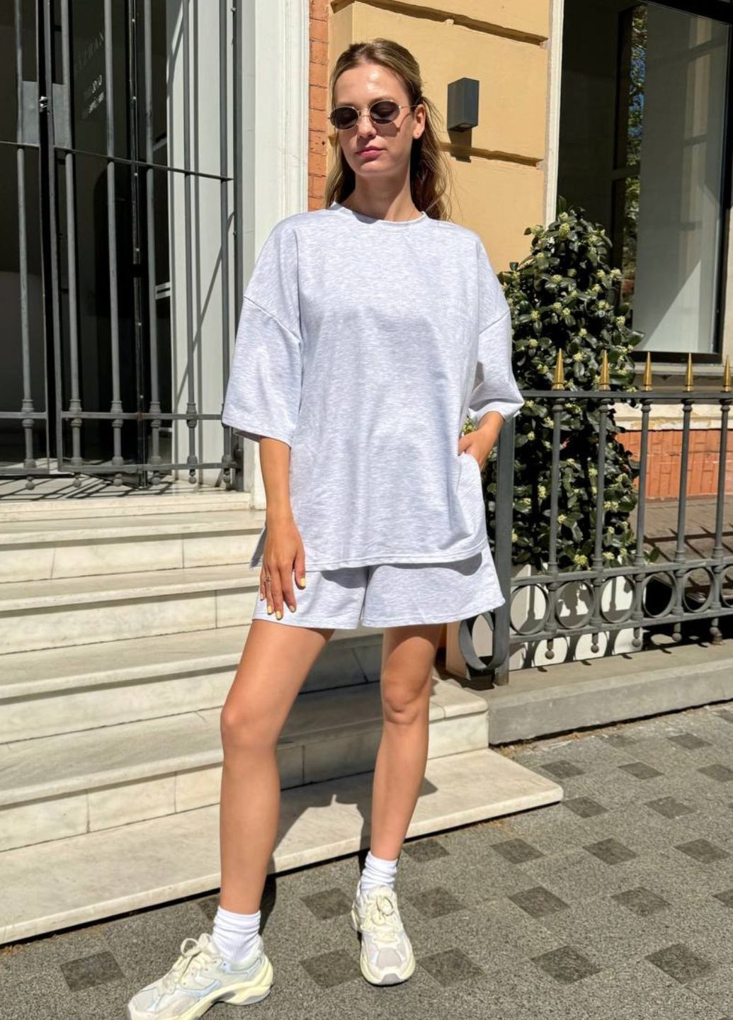 Костюм-двойка: шорты и футболка свободного кроя Tik-Tak (331643327)