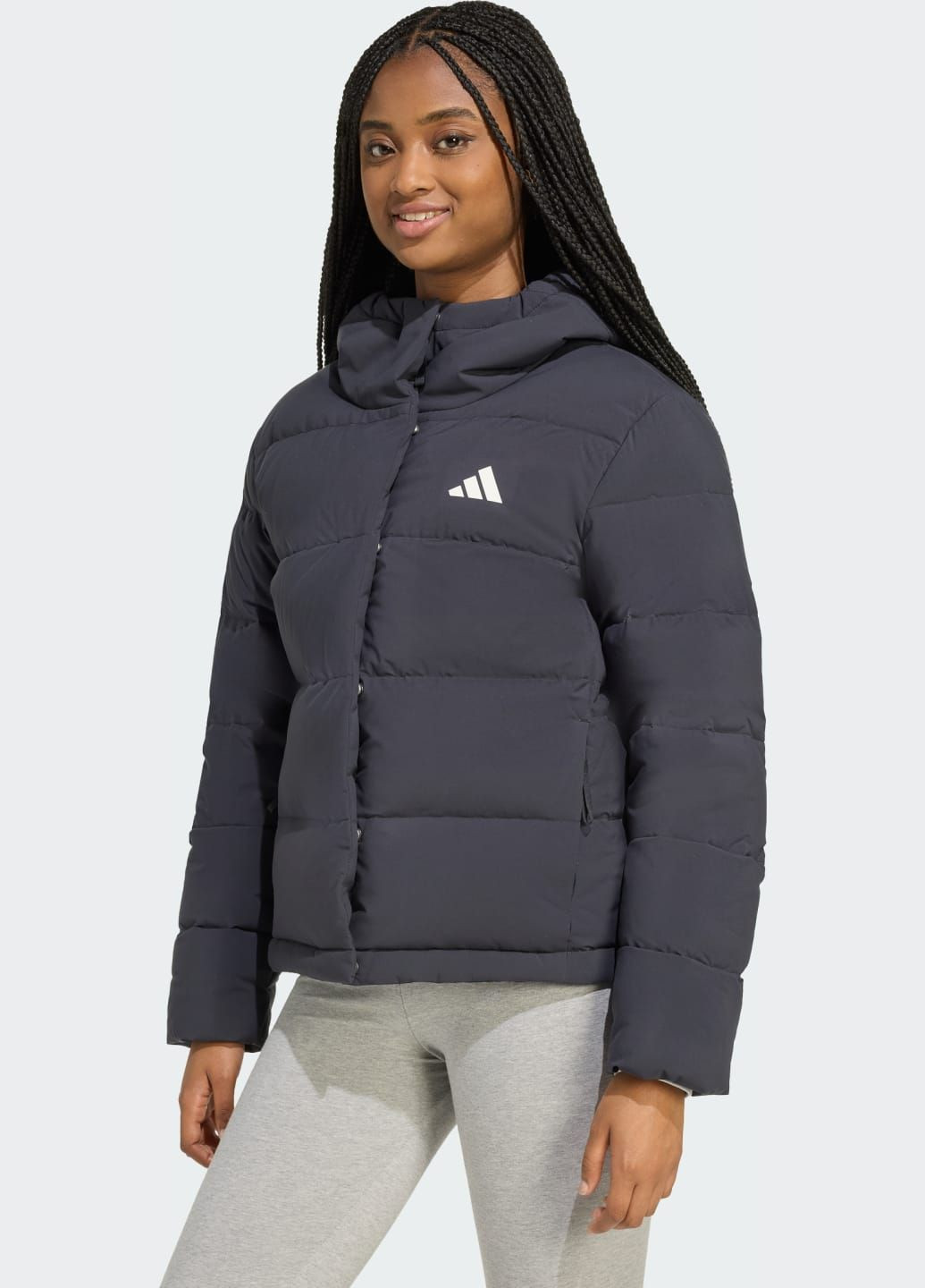 Чорна демісезонна пуховик helionic climawarm hooded adidas