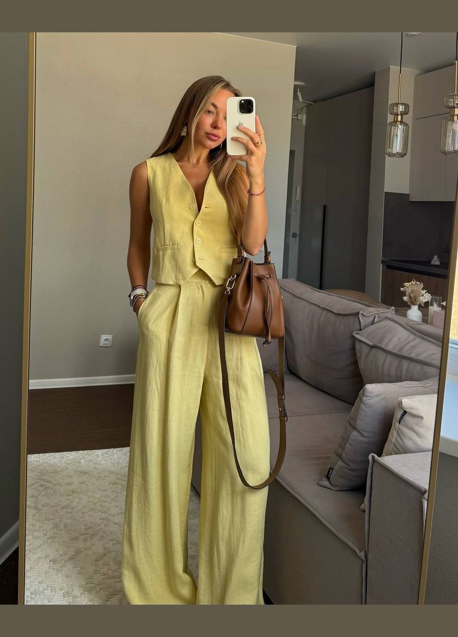 Жіночий костюм в брючному стилі Adelante (328000215)