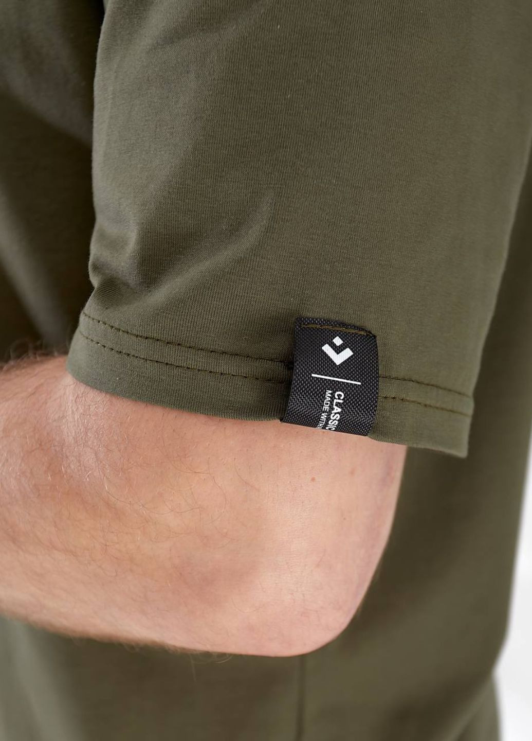 Оливковий (хакі) літній базовий костюм-двійка: футболка та штани з шортами Україна