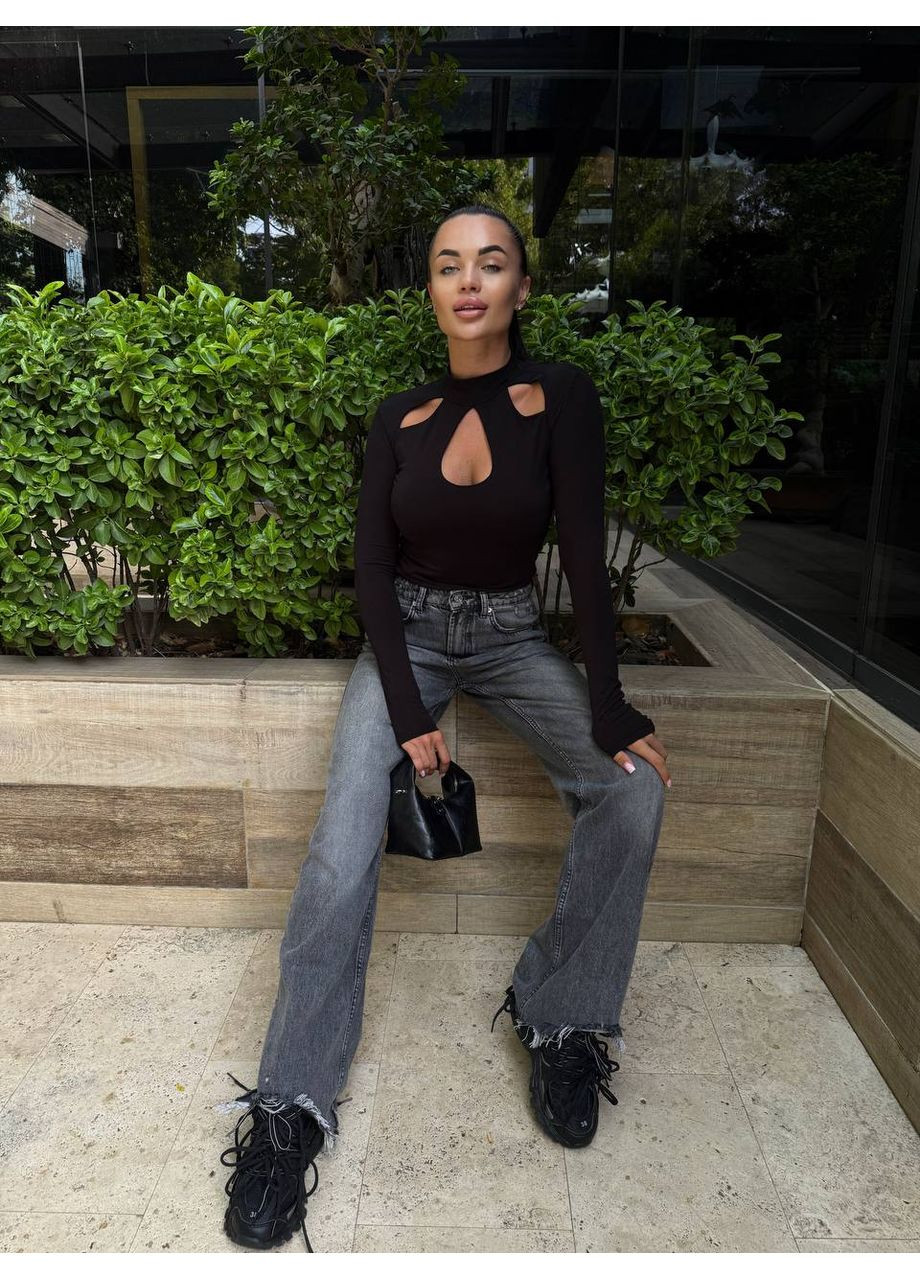 Жіночий лонгслів із вирізами та високою горловиною Україна (351480355)