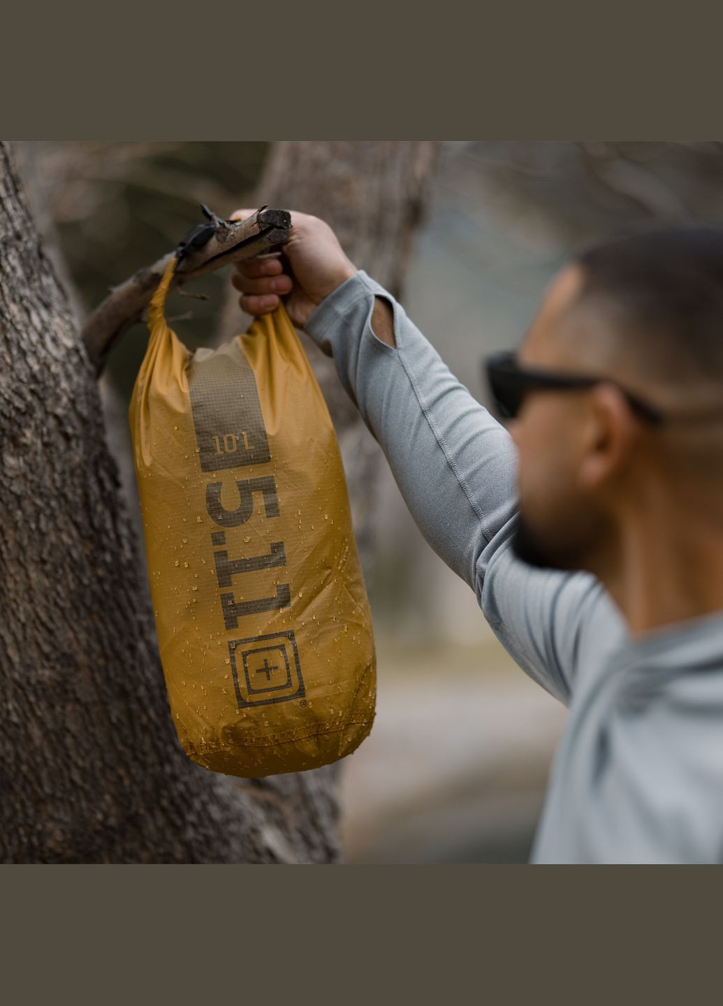 Мішок водонепроникний Ultralight Dry Bag 10LOld Gold 5.11 Tactical (315878724)