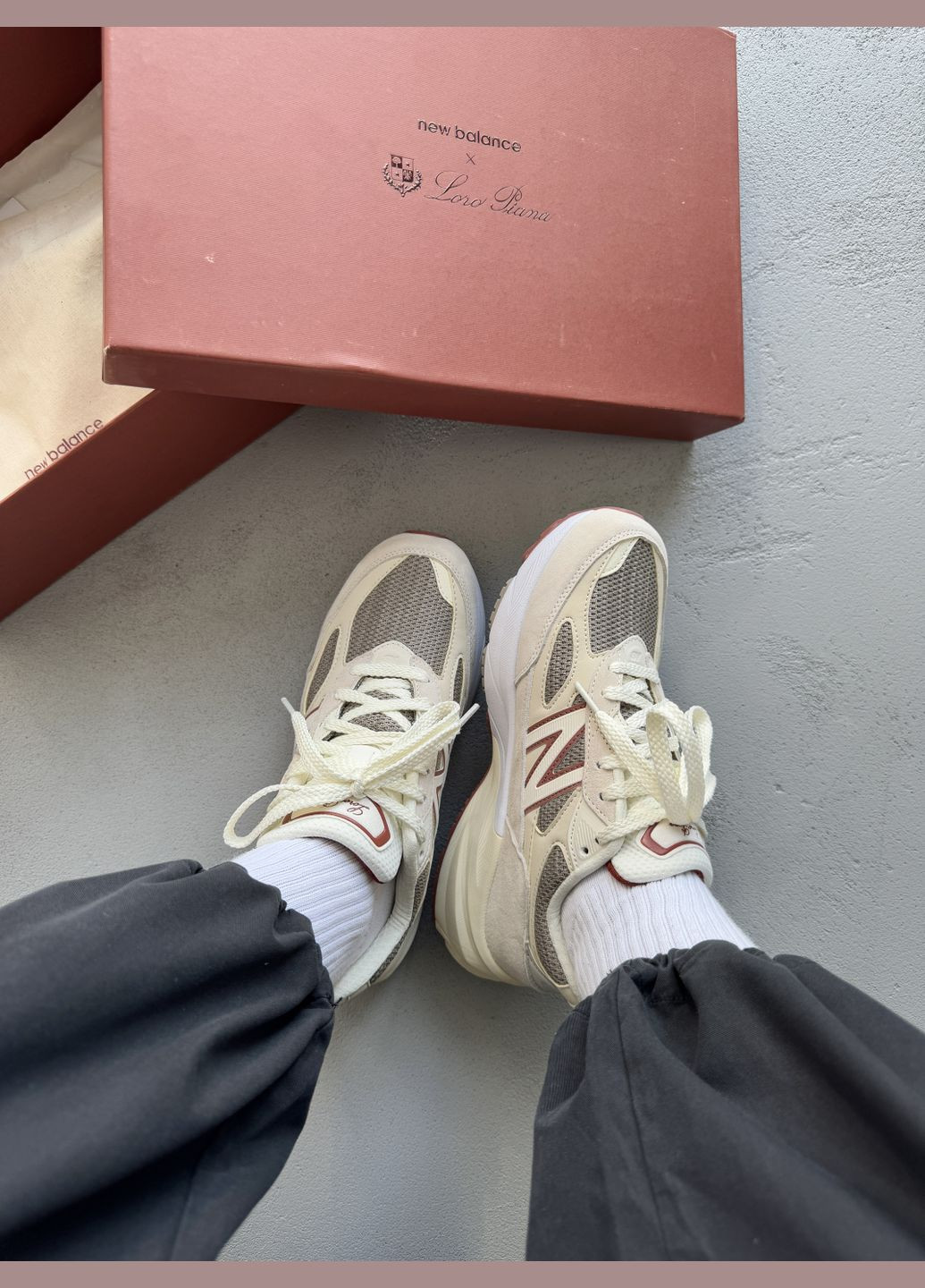 Бежевые демисезонные кроссовки мужские и женские new balance 990v6 loro piana beige white | нью беланс 990v6 бежевые No Brand