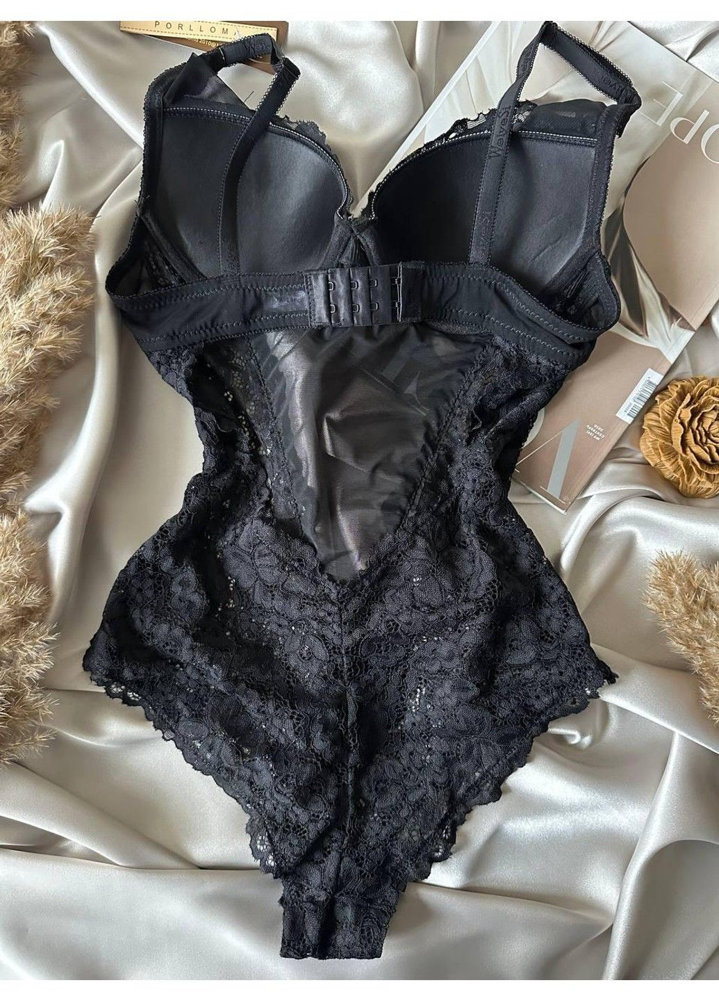 Чорно-бежевий мереживний боді на чашку В Porlloma (302899491)