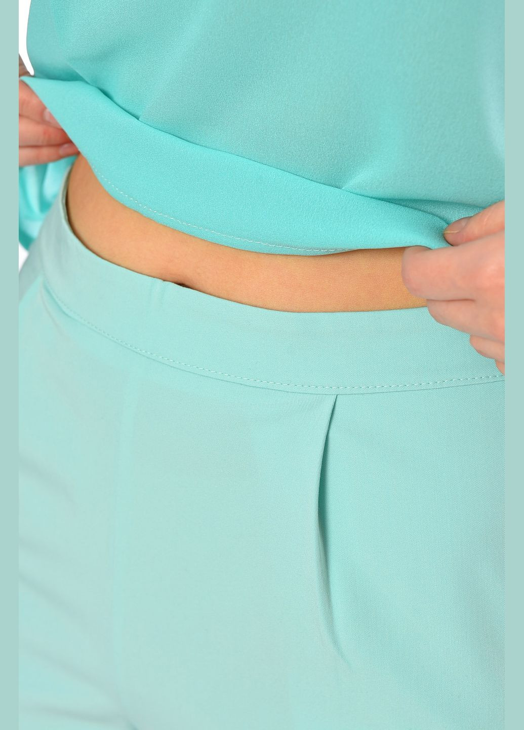 Костюм женский мятного цвета Let's Shop (323584614)