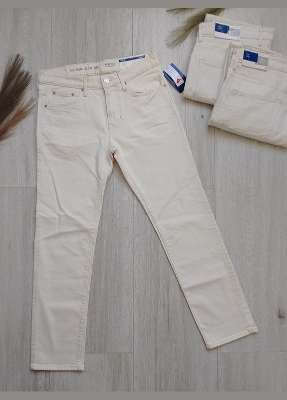 Молочные демисезонные слим джинсы светлые C&A
