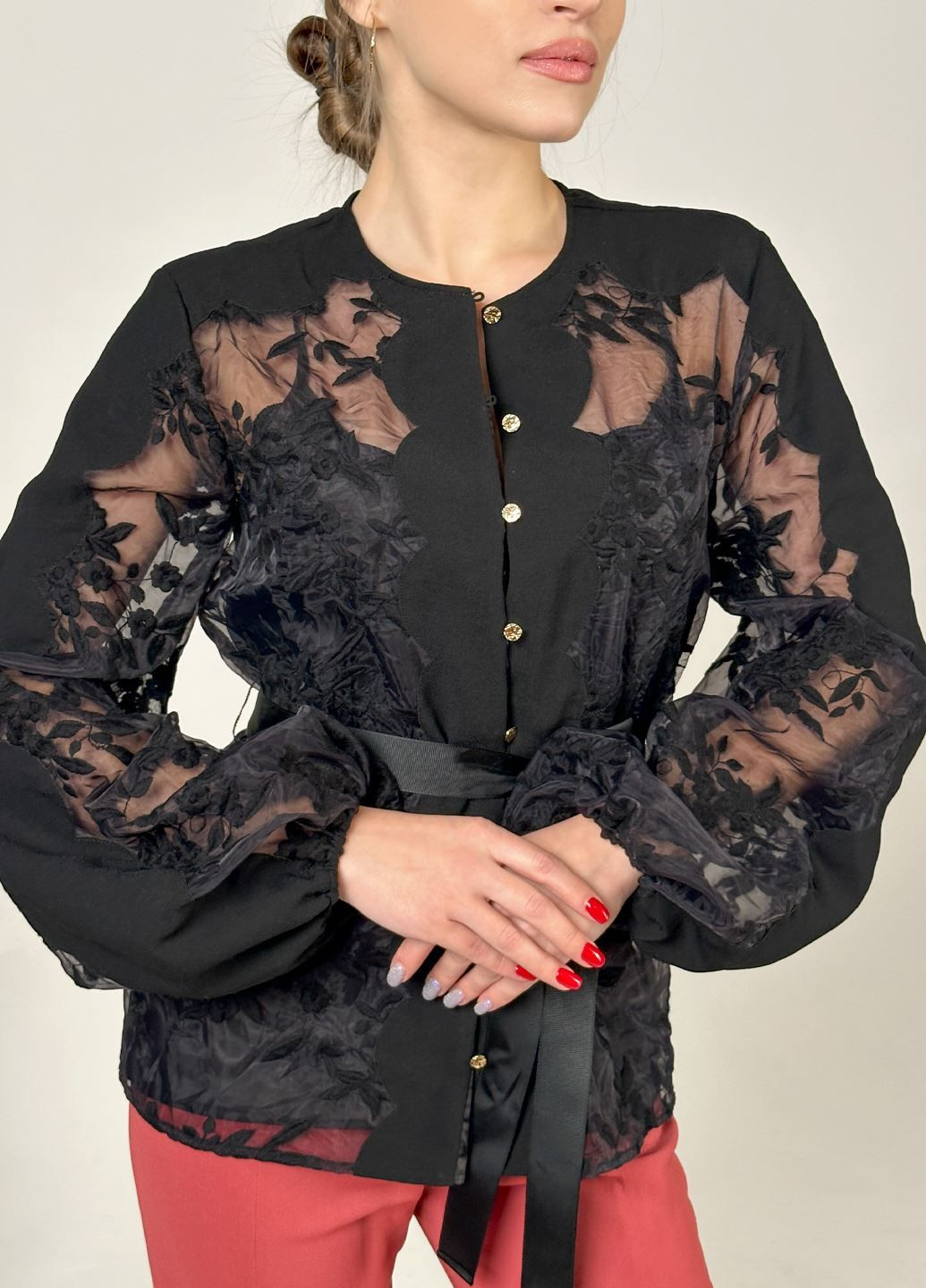 Чорна блузка з органзи Keepsake