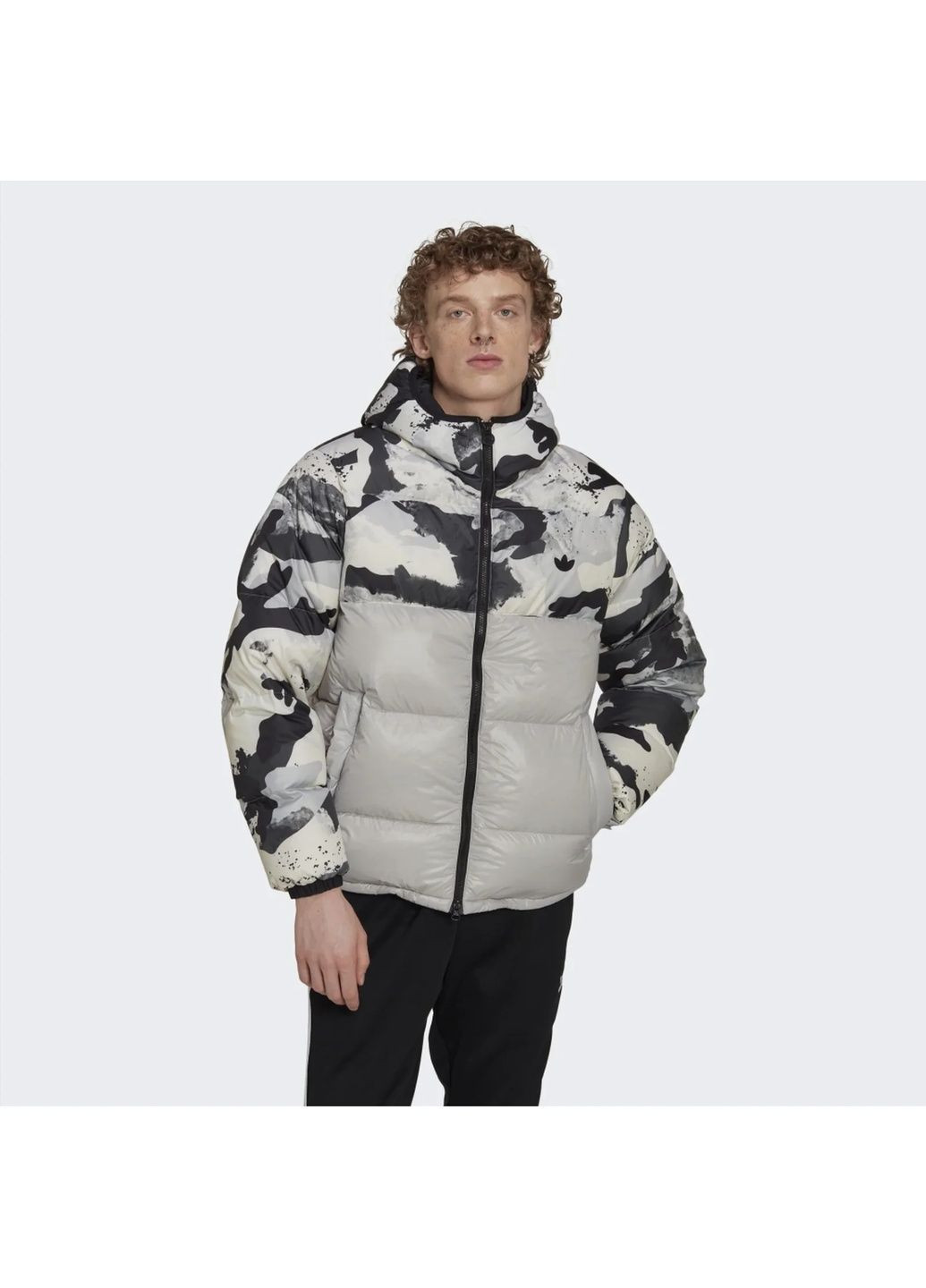 Сіра пуховик чоловічий down regen camo hooded puffer jacket grey hk5030 adidas