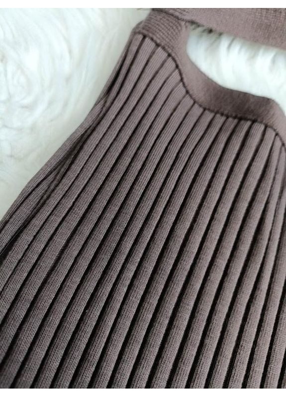 Коричнева сукня міді в рубчик із вирізами на поясі Zara