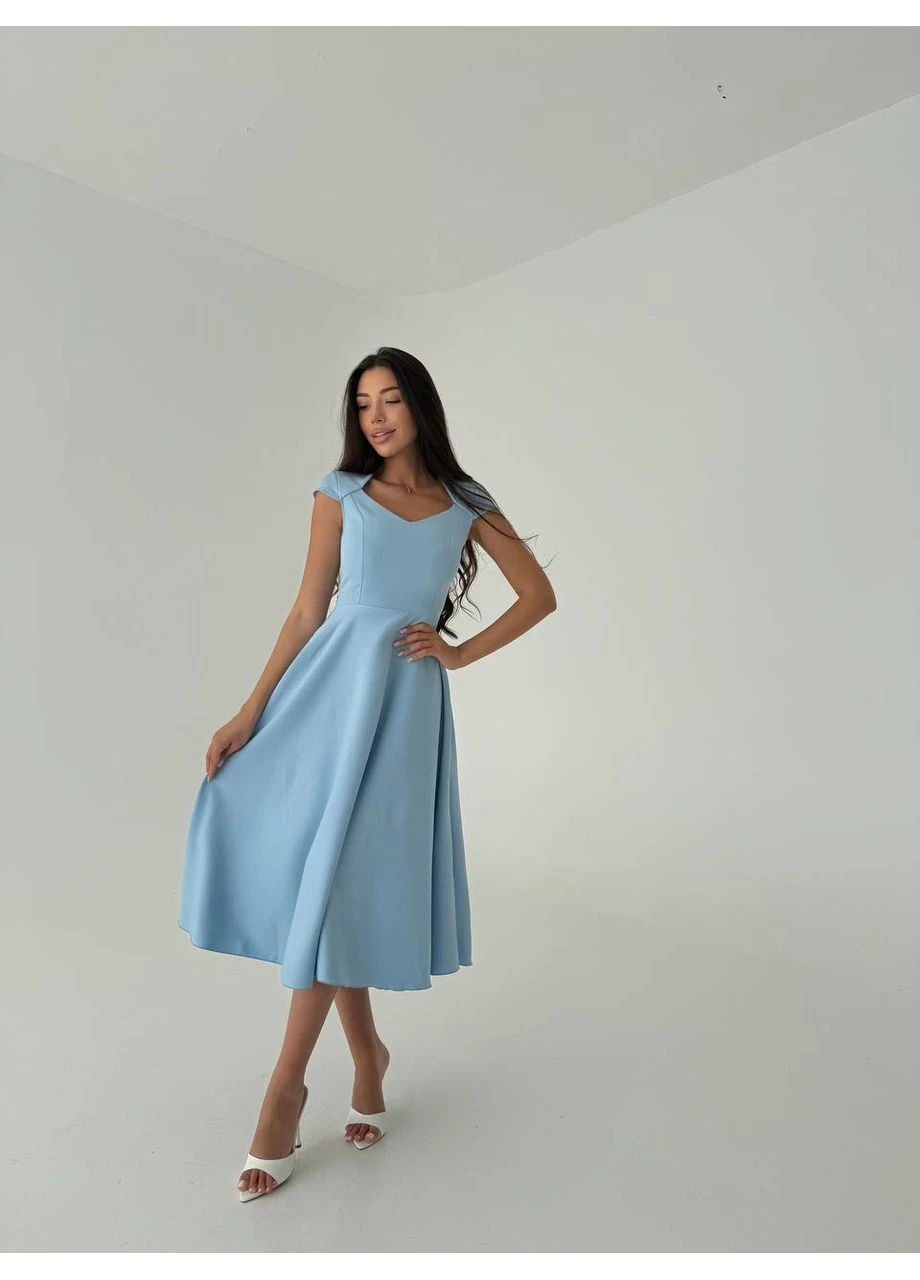 Блакитна сукня кліш класична Fashion