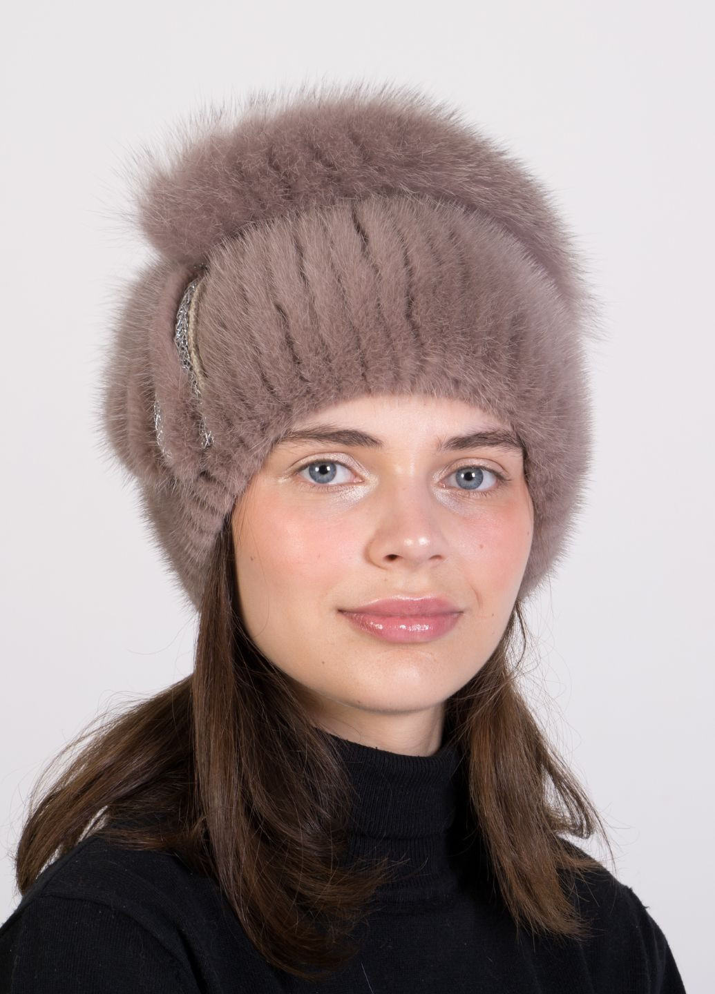 Женская меховая норковая шапка на вязаной основе с помпоном из меха песца Меховой Стиль Спираль (297393359)