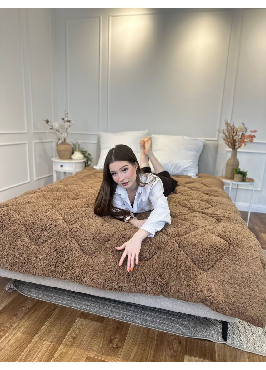 Одеяло полуторное стеганное зимнее из верблюжьей шерсти 21481 150х210 см коричневое Leri Max (365719084)