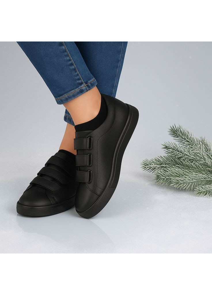 Женские зимние кроссовки Lux 5209 чёрные кожаные с шерстью на липучках Kindzer Lux-5209 чёрные зима (365589657)