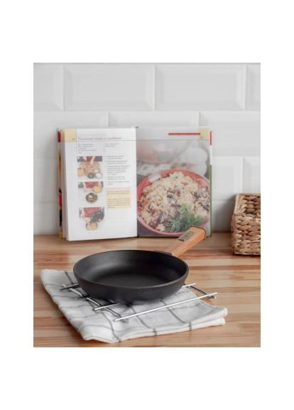 Сковорода (O2035-P) Brizoll Optima чавунна з ручкою 200х35 мм (369881527)