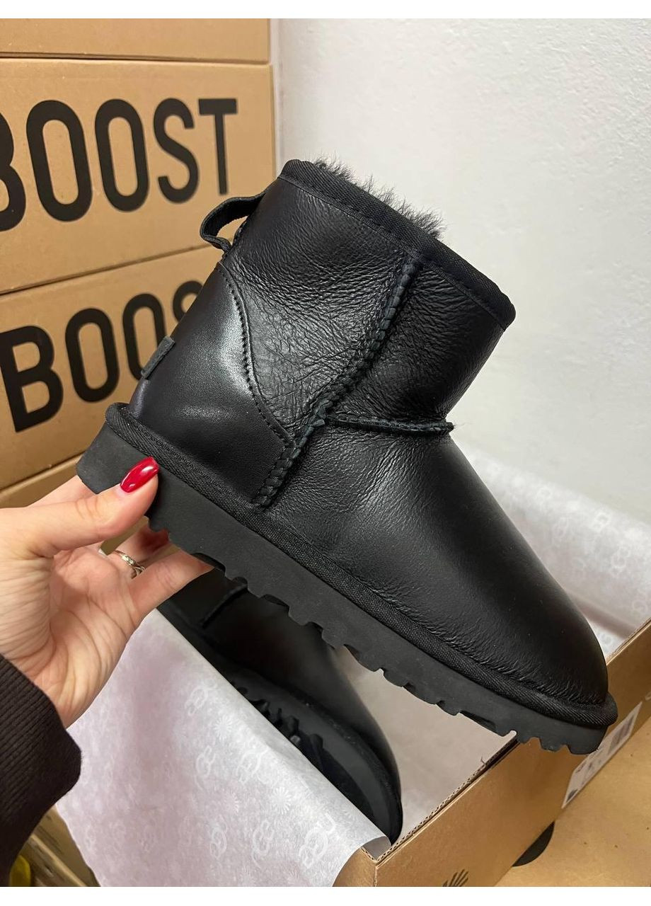 Угги Женские UGG Classic Mini Black Leather (Шкіра) (366320843)