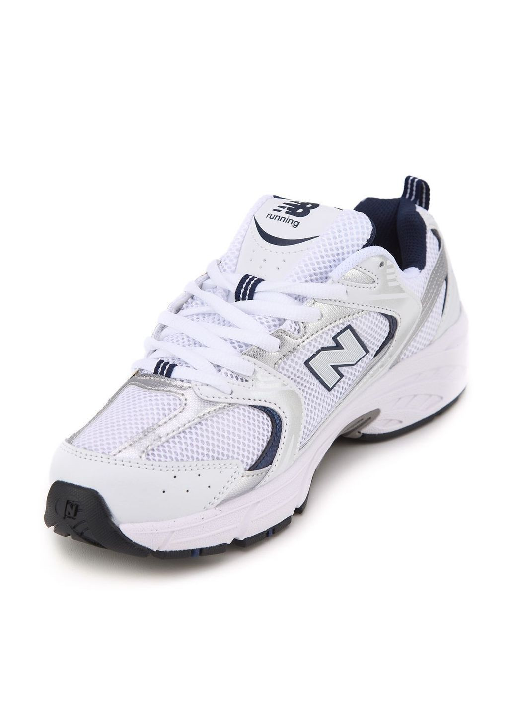 Белые всесезонные кроссовки No Brand