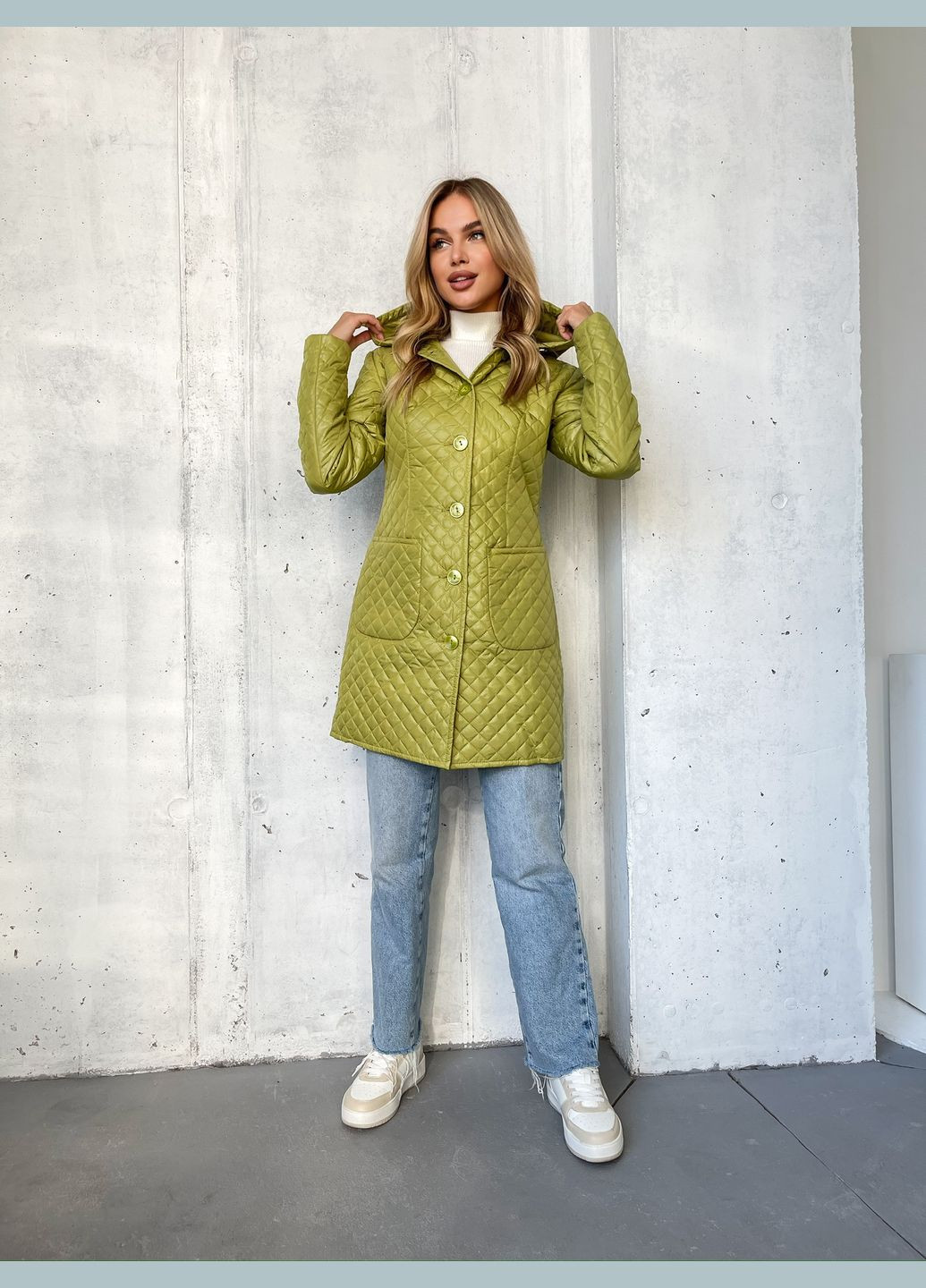 Оливковая демисезонная куртка Zemal