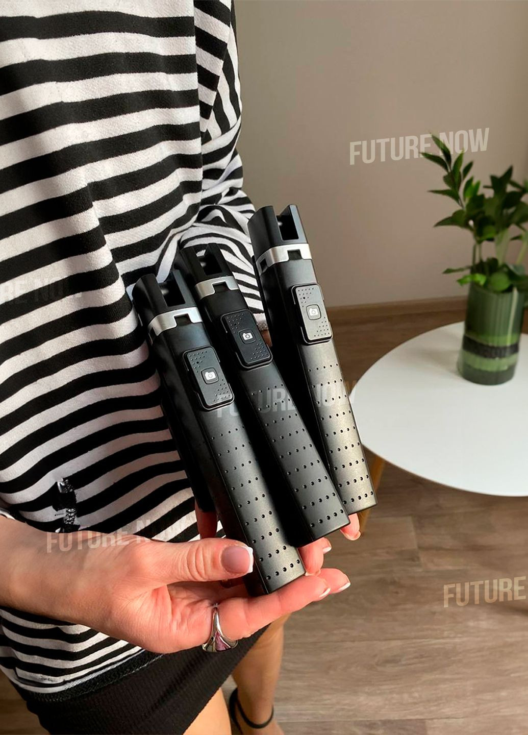 Кишеньковий штатив для контенту та селфі з Bluetooth-пультом Hoco K18 (337177467)