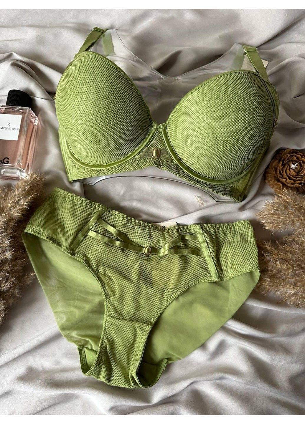 Оливковий (хакі) комплект бюстгальтер з трусиками сліп 6090 хакі Weiyesi