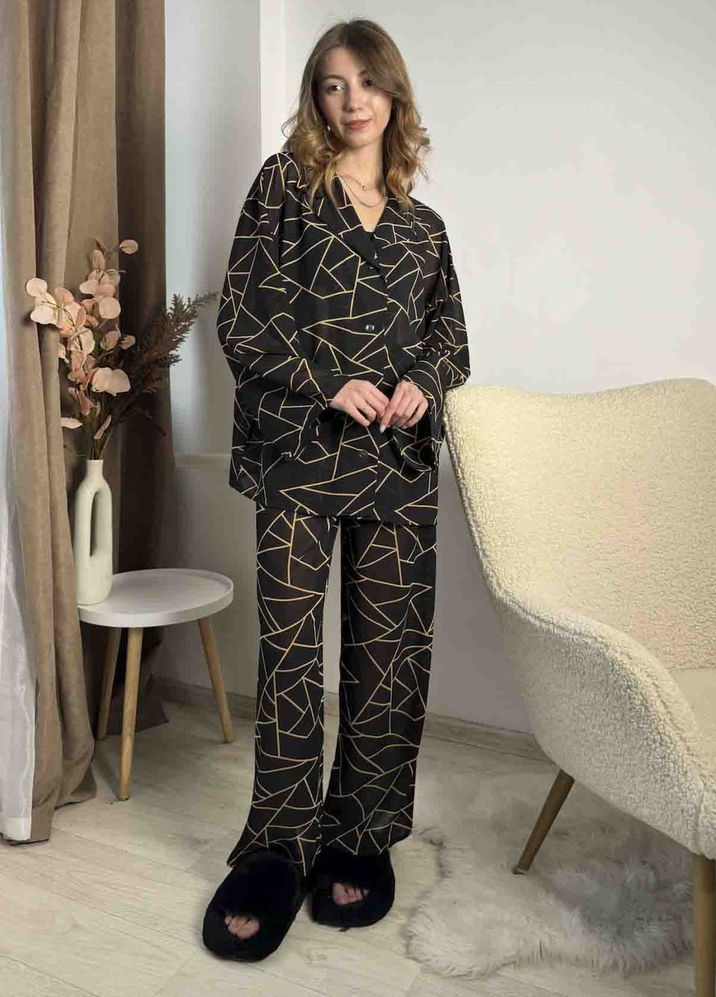 Графитовая всесезон пижама коллекции «объятия» с принтами (сорочка, штани, резинка) VIDCHUY