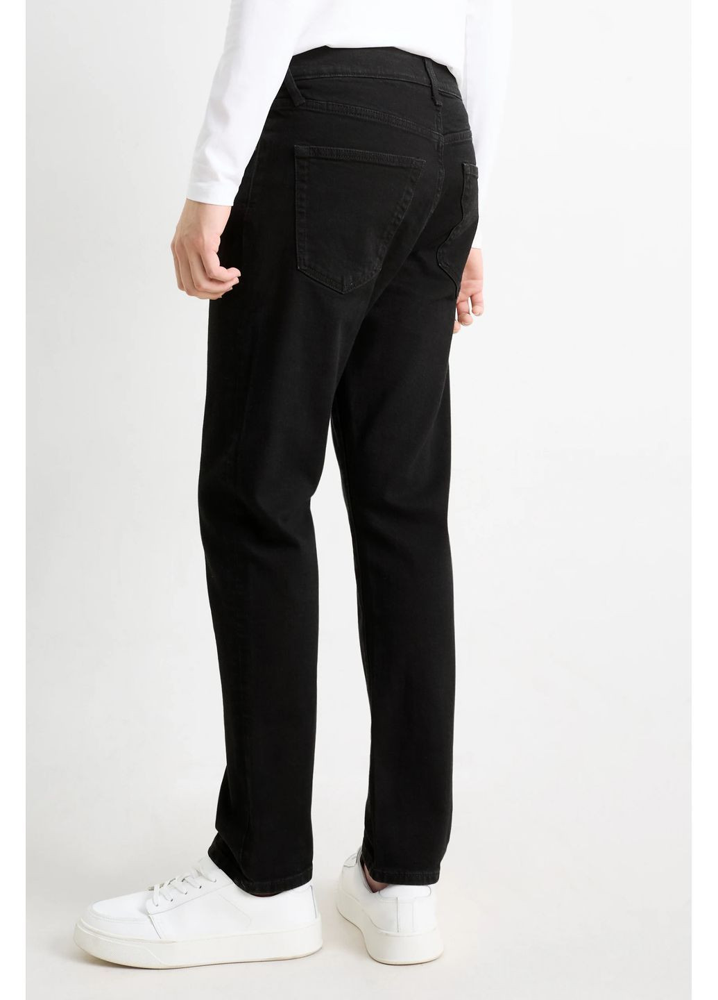 Черные демисезонные джинсы C&A