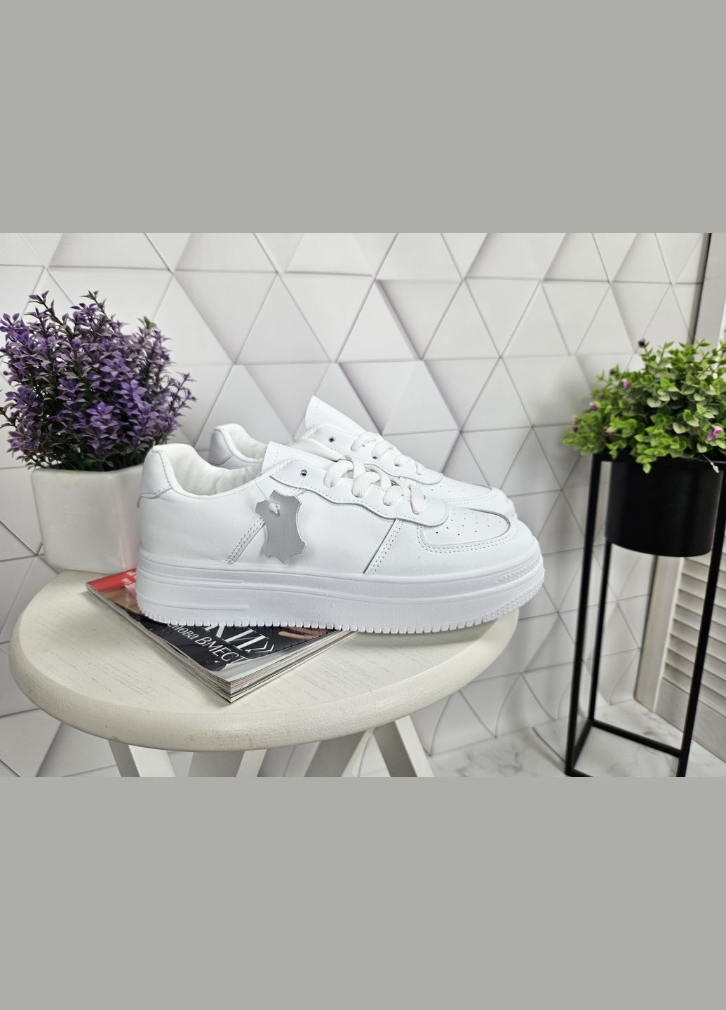 Кроссовки белые из натуральной кожи на высокой массивной подошве платформе No Brand белые (322650811)