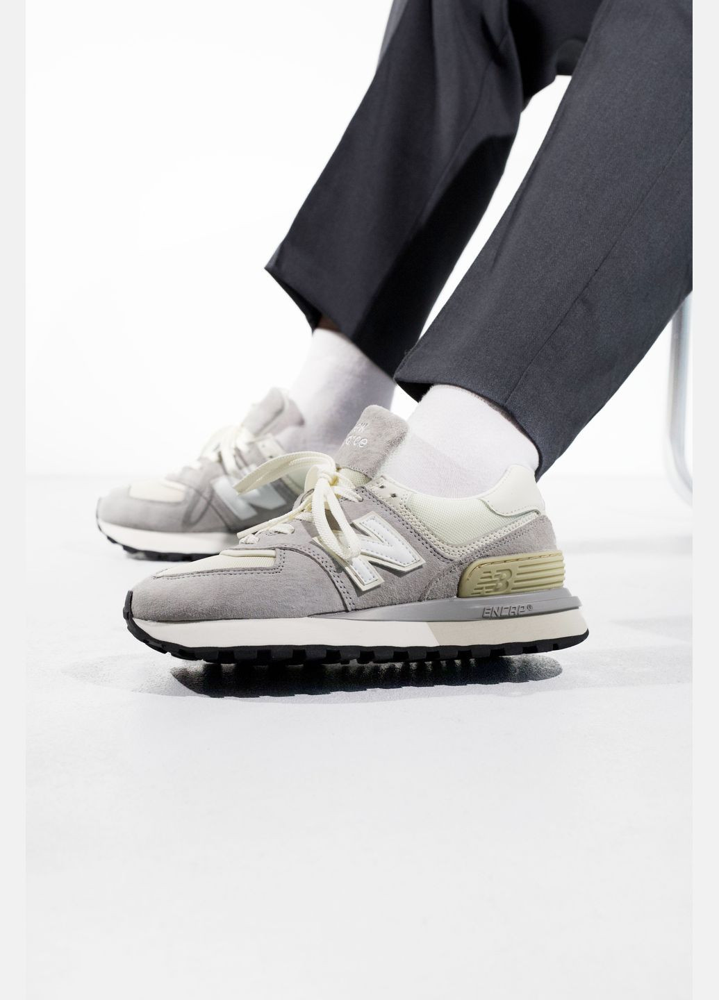 Сірі Осінні кросівки чоловічі і жіночі new balance 574 grey | нью беланс 574 сірі No Brand