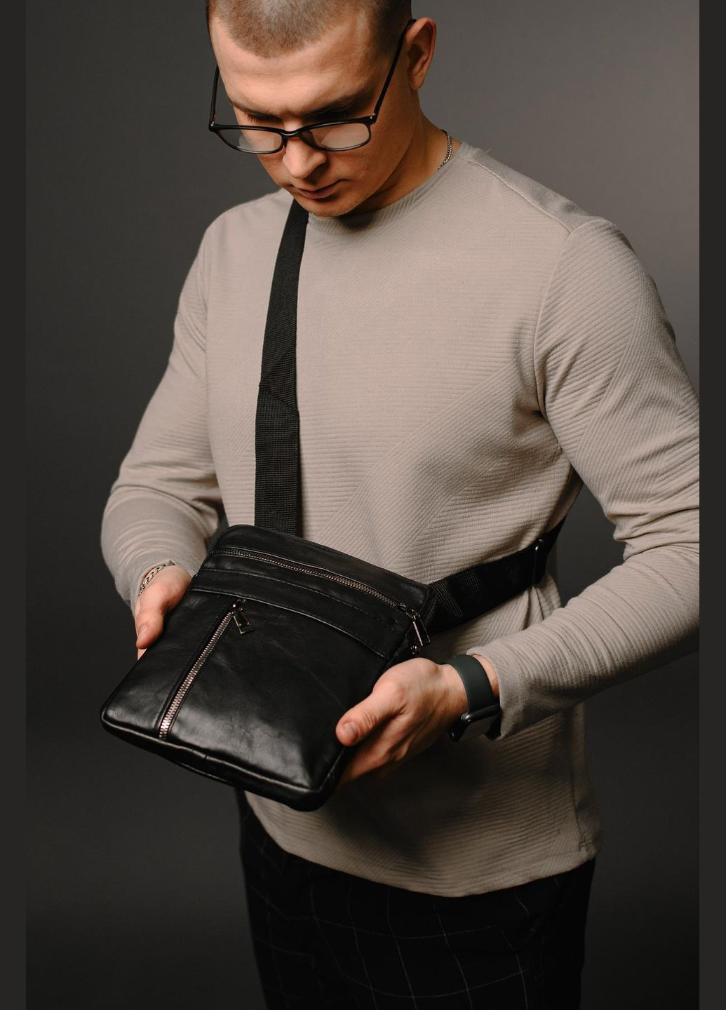 Сумка-месенджер із натуральної гладкої шкіри ST002 (Чорна) SKILL (324030635)