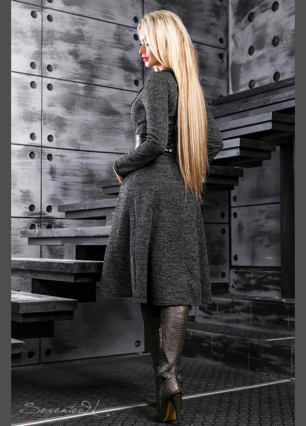 Черный демисезонный кардиган Seventeen