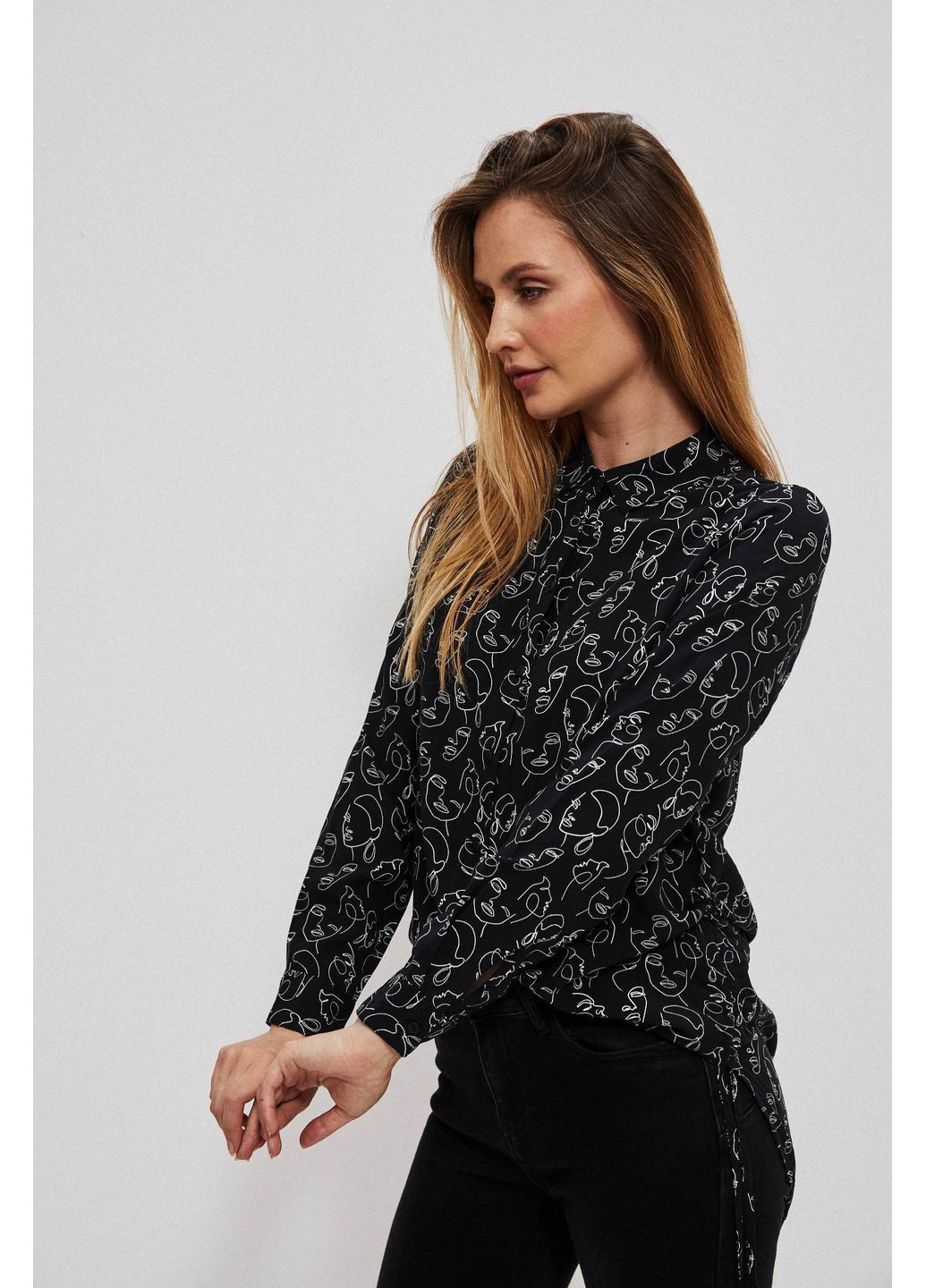 Черная рубашка Moodo